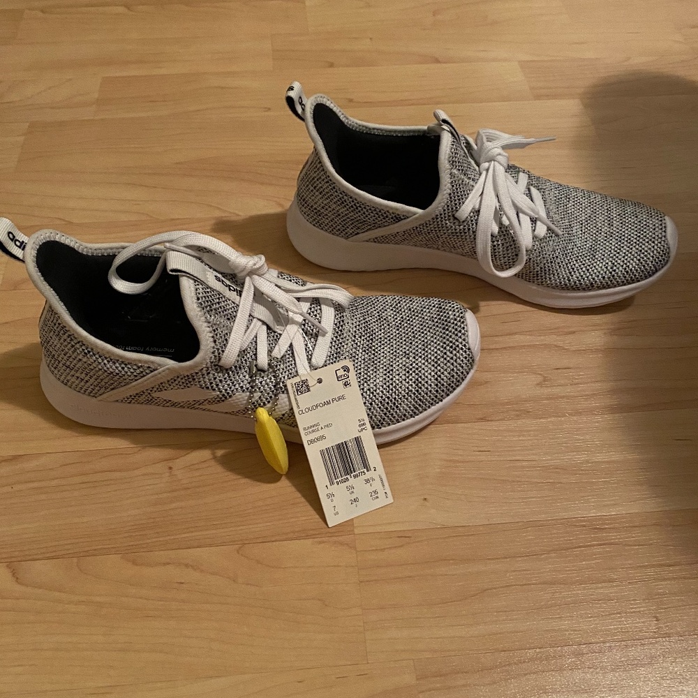 Adidas cloud form women’s shoes